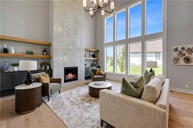13010 W 174th Terrace, Overland Park, KS 66221