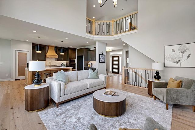 13010 W 174th Terrace, Overland Park, KS 66221