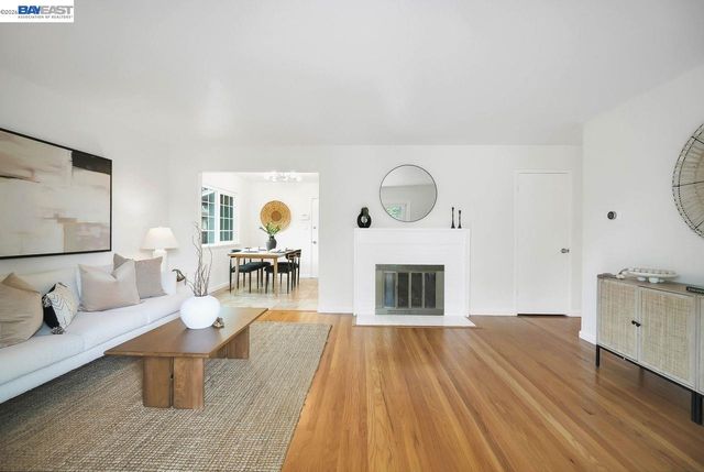 35975 Ruschin Dr, Newark, CA 94560