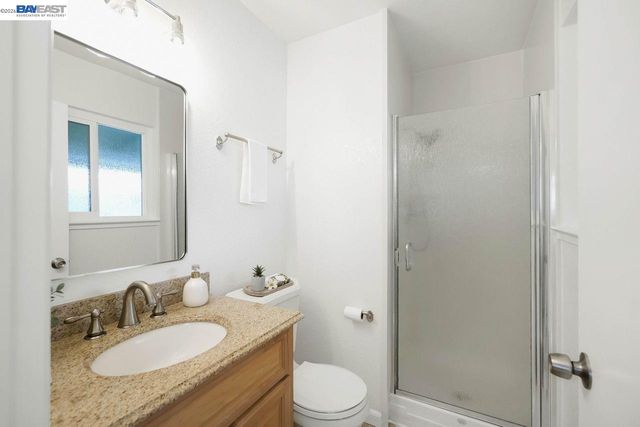 35975 Ruschin Dr, Newark, CA 94560
