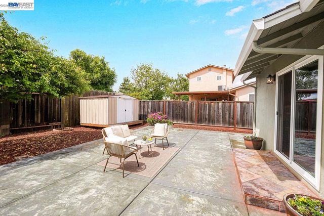 35975 Ruschin Dr, Newark, CA 94560