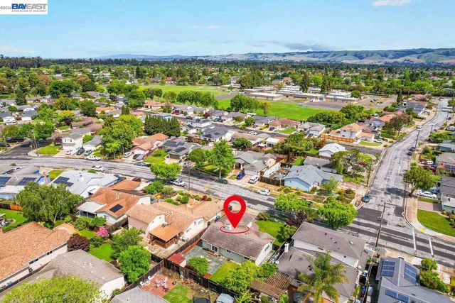 35975 Ruschin Dr, Newark, CA 94560