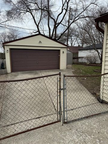 29045 Howard Avenue, Madison Heights, MI 48071