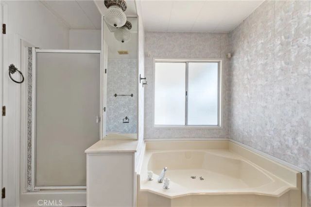 1525 W Oakland 62, Hemet, CA 92543