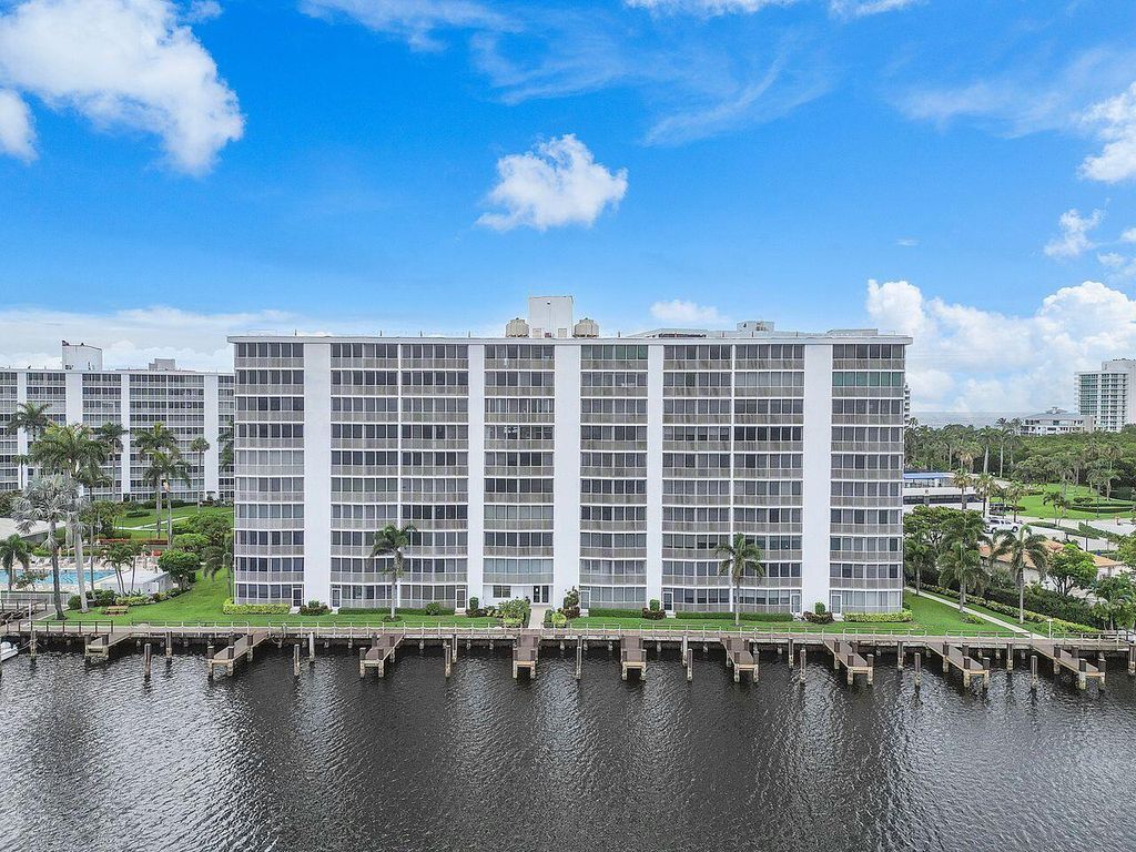 Image 30 of property listing at 3310 S Ocean Boulevard 1030-D, Highland Beach, FL 33487