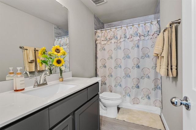 11833 Beachberry Drive, Houston, TX 77034