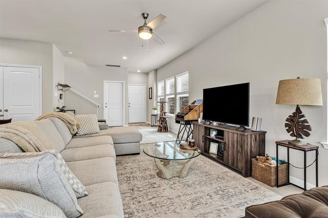 11833 Beachberry Drive, Houston, TX 77034