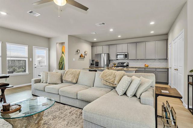11833 Beachberry Drive, Houston, TX 77034