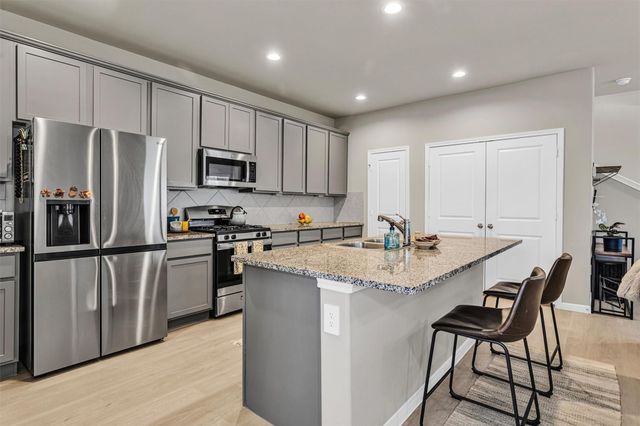 11833 Beachberry Drive, Houston, TX 77034