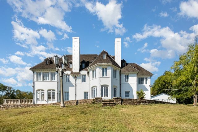 2825 Pond Run Road, Pierce Twp, OH 45157