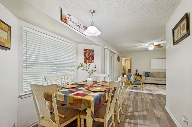 1008 Sherwood Drive, Bedford, TX 76022