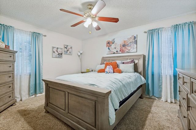 1008 Sherwood Drive, Bedford, TX 76022