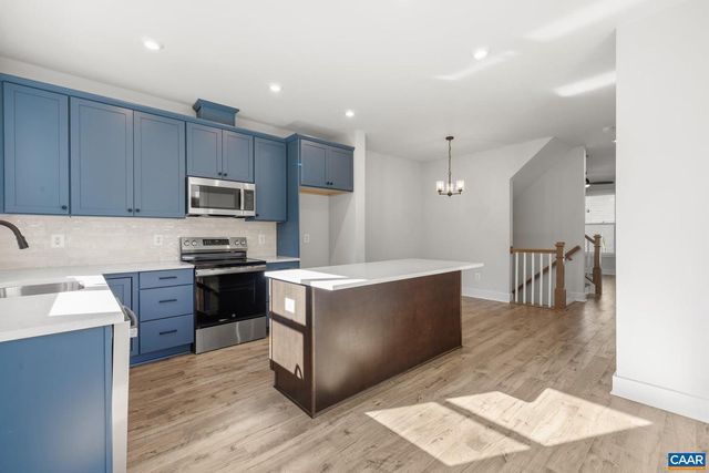 302 FLINT DR, Charlottesville, VA 22903