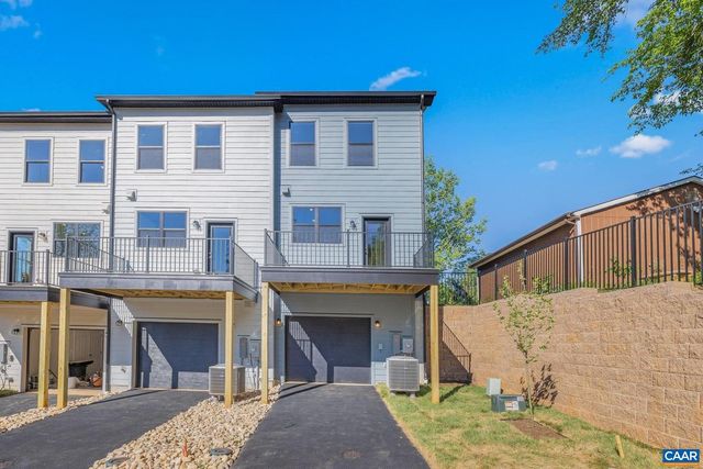 302 FLINT DR, Charlottesville, VA 22903
