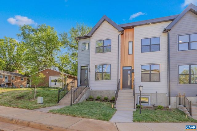 302 FLINT DR, Charlottesville, VA 22903