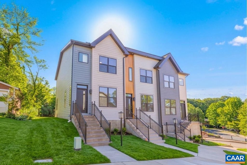 302 FLINT DR, Charlottesville, VA 22903