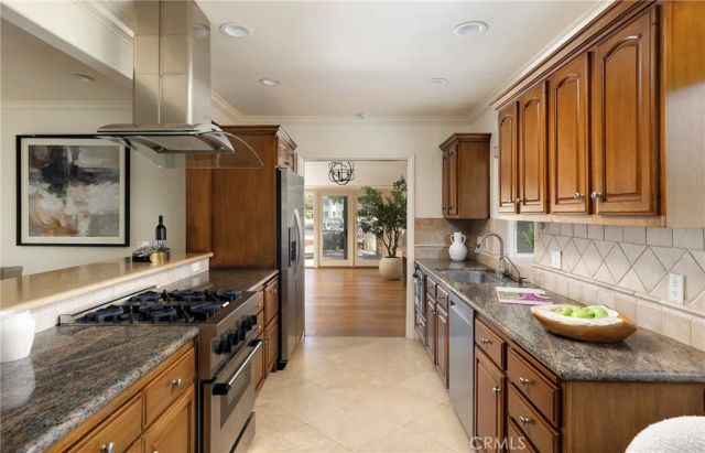 412 Evening Star, Newport Beach, CA 92660
