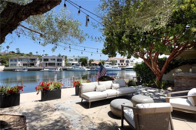 412 Evening Star, Newport Beach, CA 92660