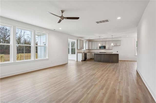 3413 Mintonville Point DR, Suffolk, VA 23435