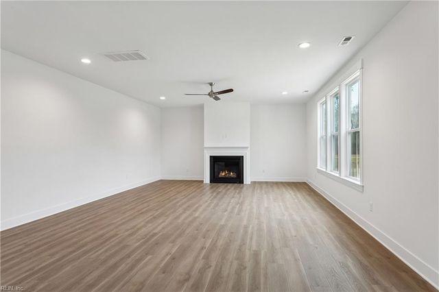 3413 Mintonville Point DR, Suffolk, VA 23435