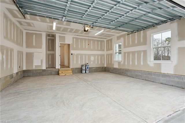 3413 Mintonville Point DR, Suffolk, VA 23435