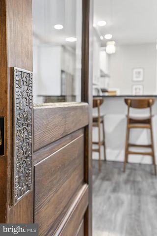 806 N SHIPPEN ST, Lancaster, PA 17602