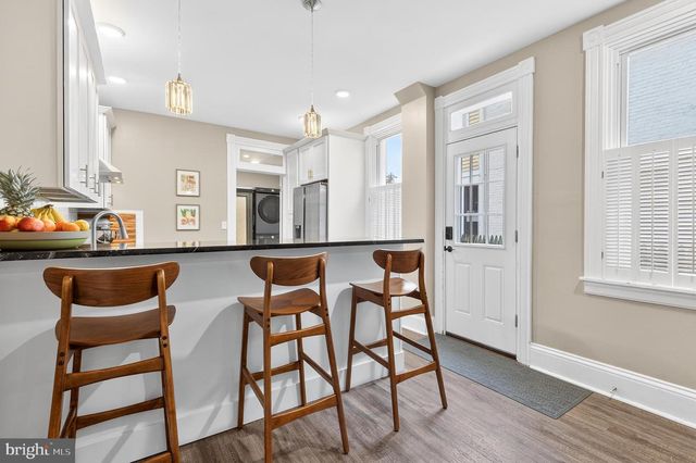 806 N SHIPPEN ST, Lancaster, PA 17602