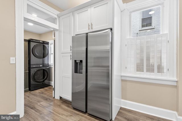 806 N SHIPPEN ST, Lancaster, PA 17602