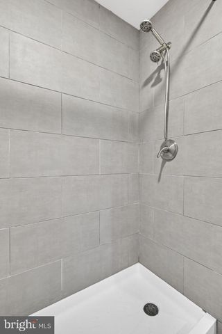 806 N SHIPPEN ST, Lancaster, PA 17602