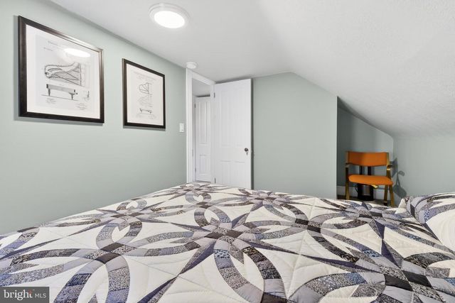 806 N SHIPPEN ST, Lancaster, PA 17602