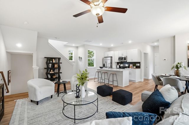 8931 Sharonbrook Drive, Charlotte, NC 28210