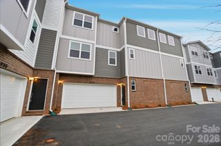 8931 Sharonbrook Drive, Charlotte, NC 28210