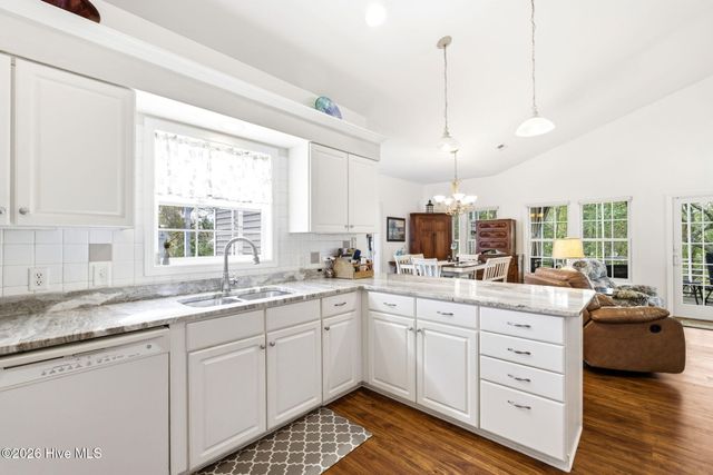 108 NW 25th Street, Oak Island, NC 28465