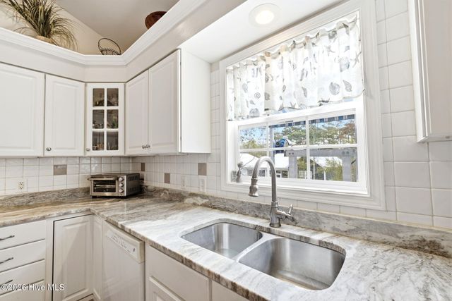 108 NW 25th Street, Oak Island, NC 28465