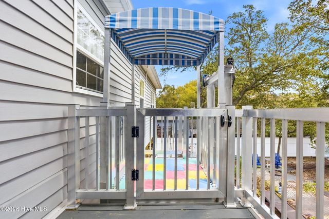 108 NW 25th Street, Oak Island, NC 28465