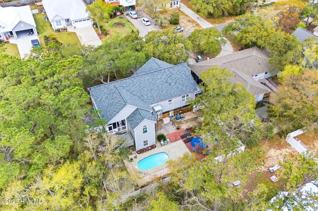 108 NW 25th Street, Oak Island, NC 28465