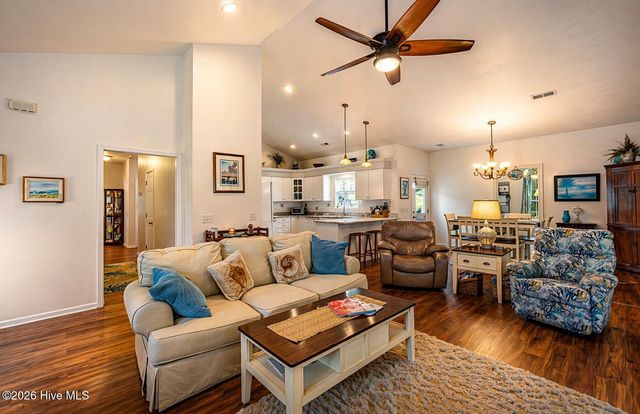 108 NW 25th Street, Oak Island, NC 28465