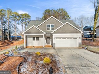 952 Hoyt Street, Cornelia, GA 30531