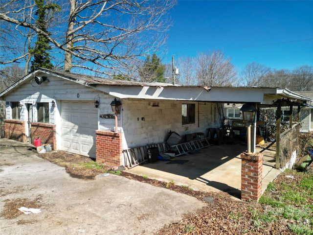 192 Brevard Road 4, Asheville, NC 28806