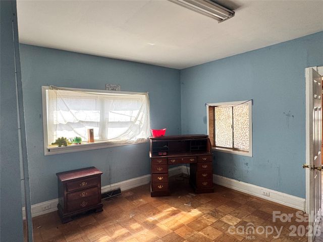 192 Brevard Road 4, Asheville, NC 28806