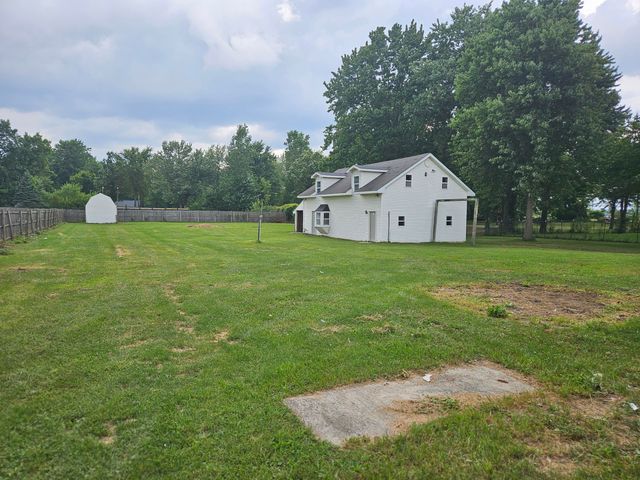 4070 Sharp Road, Palmyra Twp, MI 49221