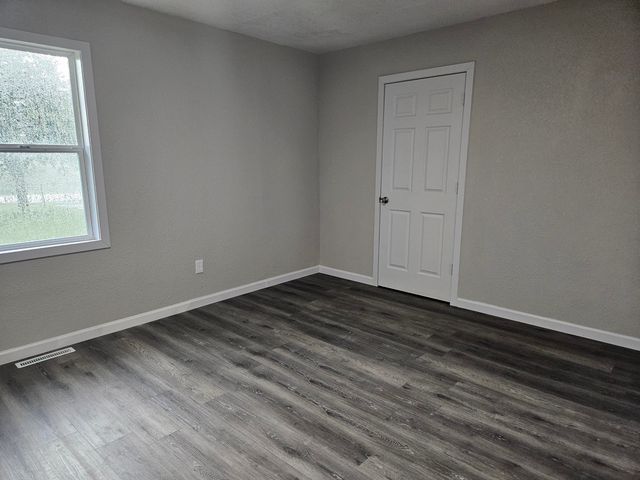 4070 Sharp Road, Palmyra Twp, MI 49221