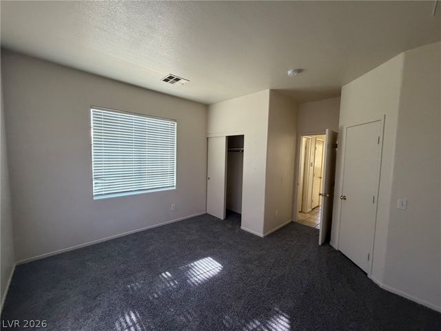 7821 SUNGROVE Court, Las Vegas, NV 89131