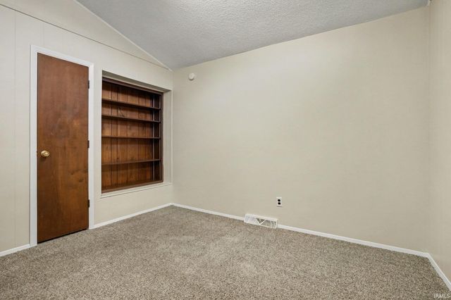 1951 E Fox Street, South Bend, IN 46613