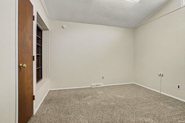 1951 E Fox Street, South Bend, IN 46613