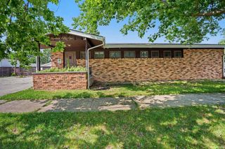 1951 E Fox Street, South Bend, IN 46613