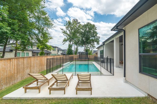 10561 Lake Palmetto Drive, Conroe, TX 77385