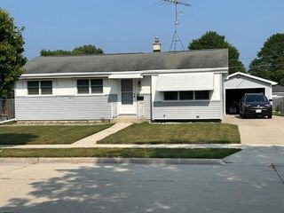 3003 S 21st STREET, Sheboygan, WI 53081