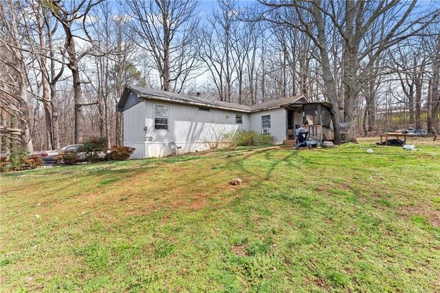 111 Skitts Mountain Road, Cleveland, GA 30528