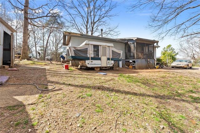 111 Skitts Mountain Road, Cleveland, GA 30528
